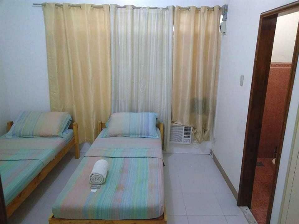 Yuj Inn - Quezon City Cidade Quezon Exterior foto